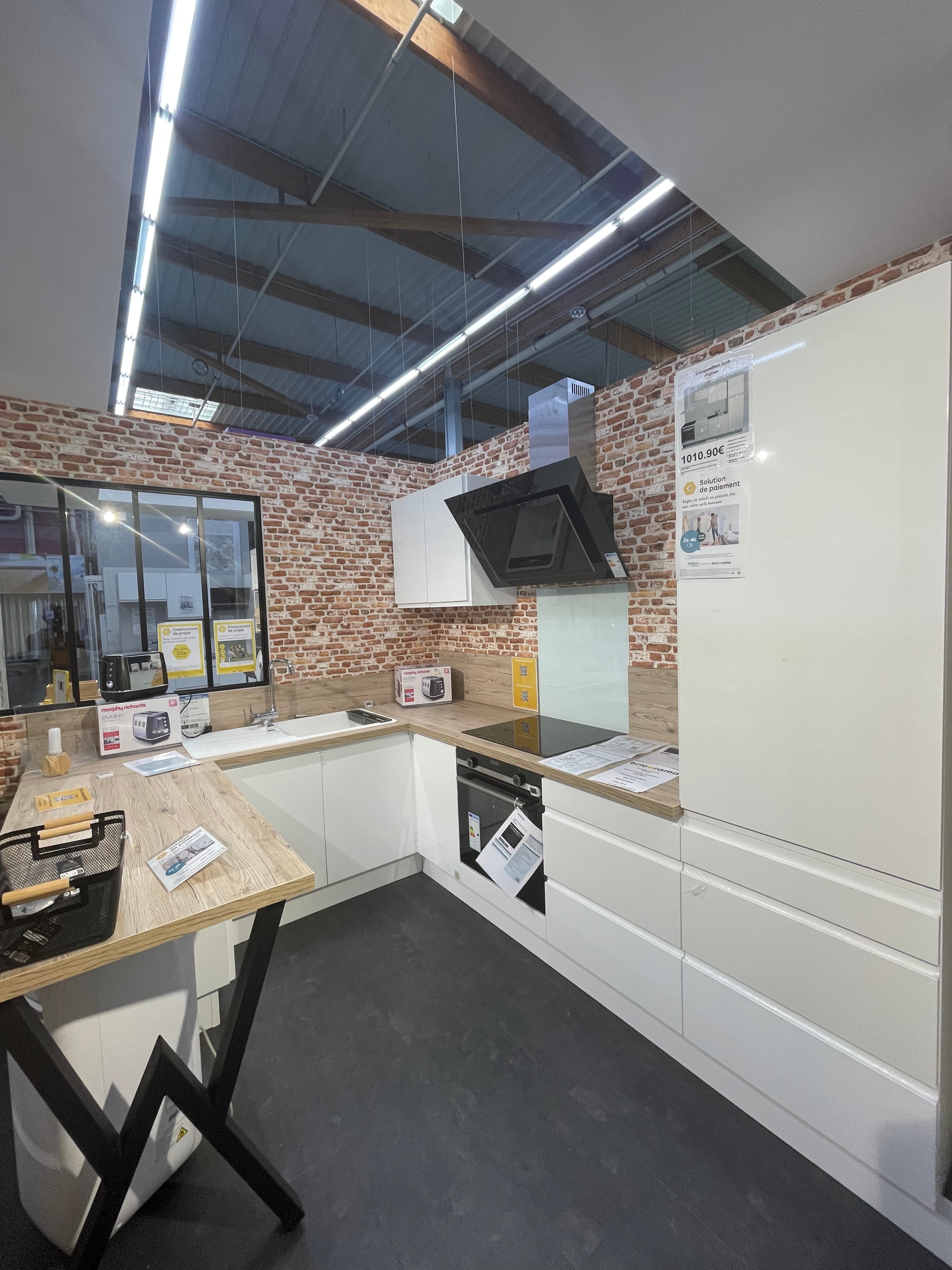 Showroom 5