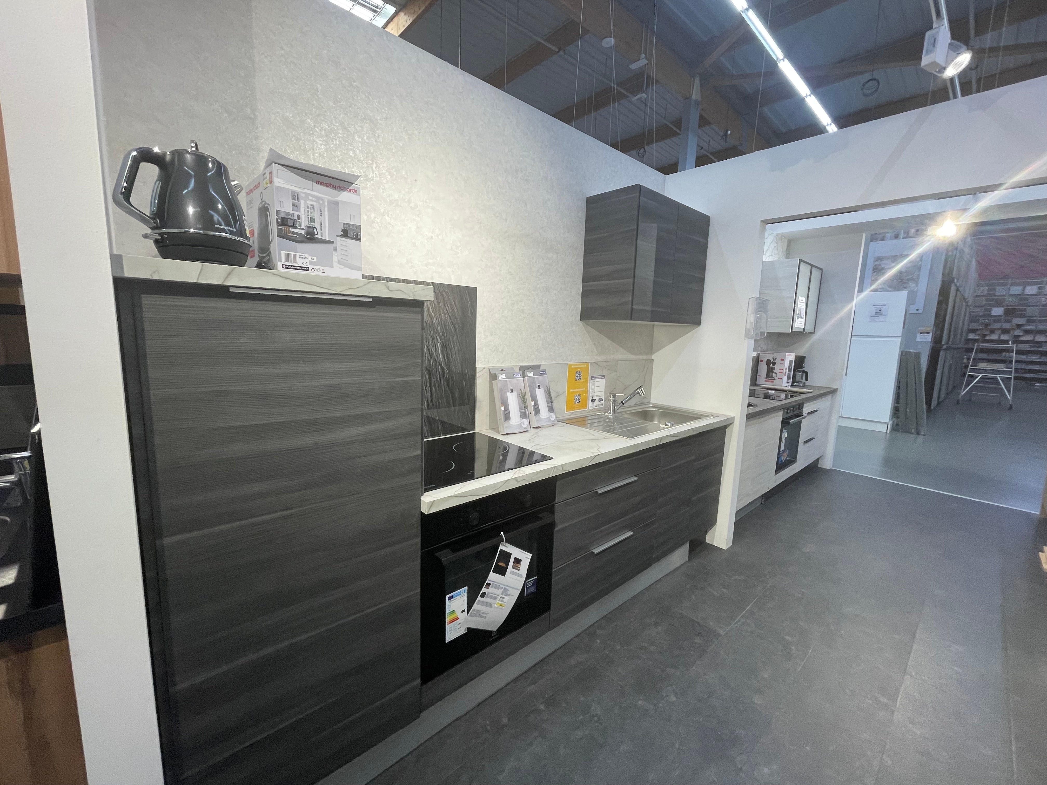 Showroom 6